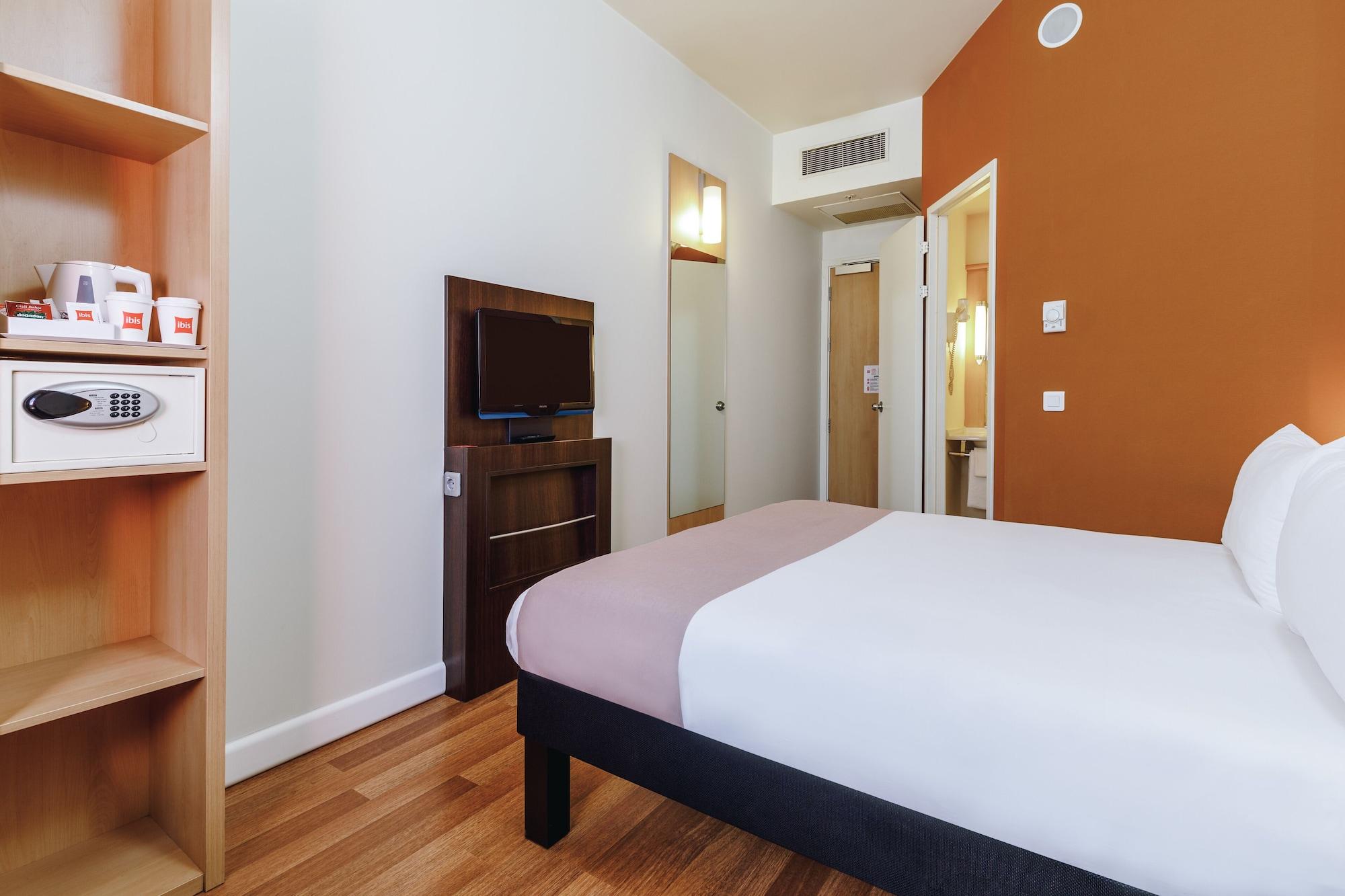 Ibis Istanbul Esenyurt Hotel Buitenkant foto