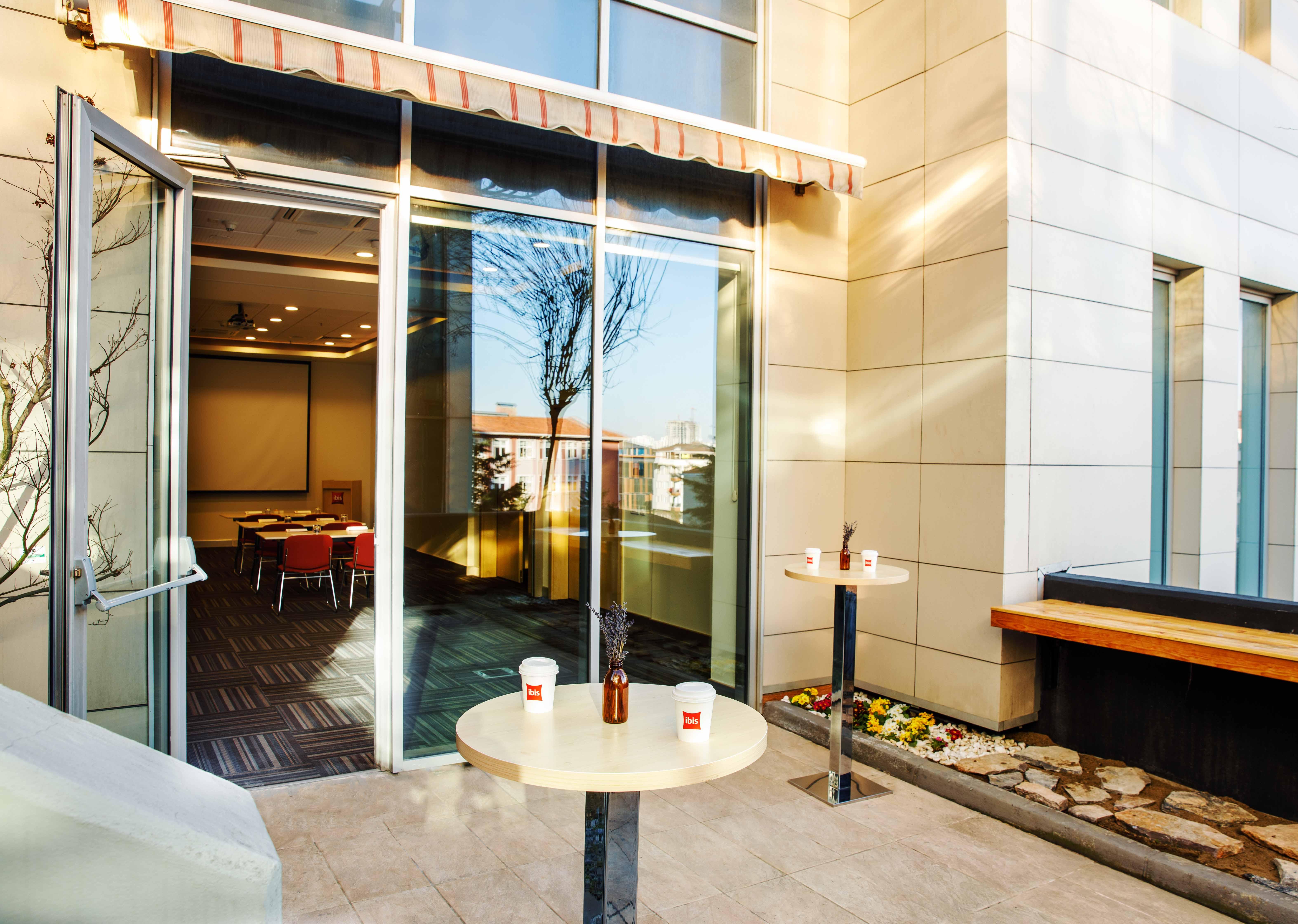 Ibis Istanbul Esenyurt Hotel Buitenkant foto