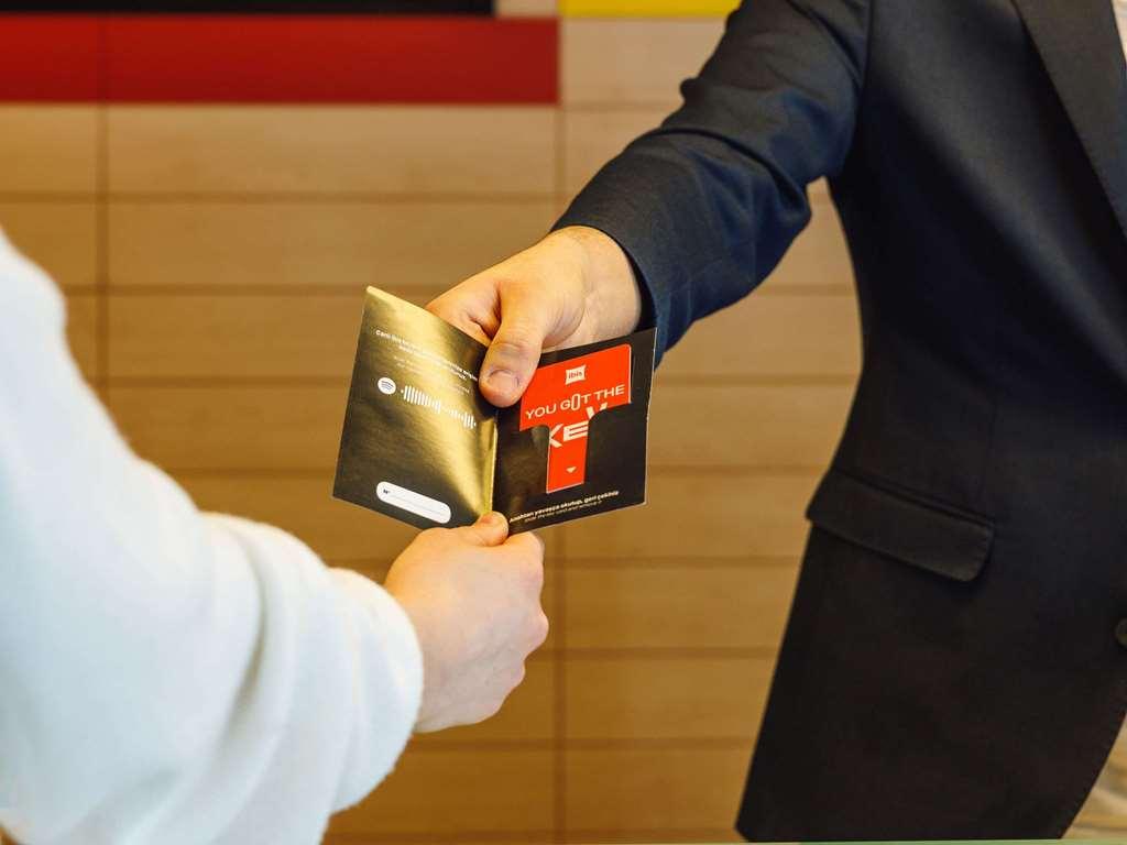 Ibis Istanbul Esenyurt Hotel Buitenkant foto